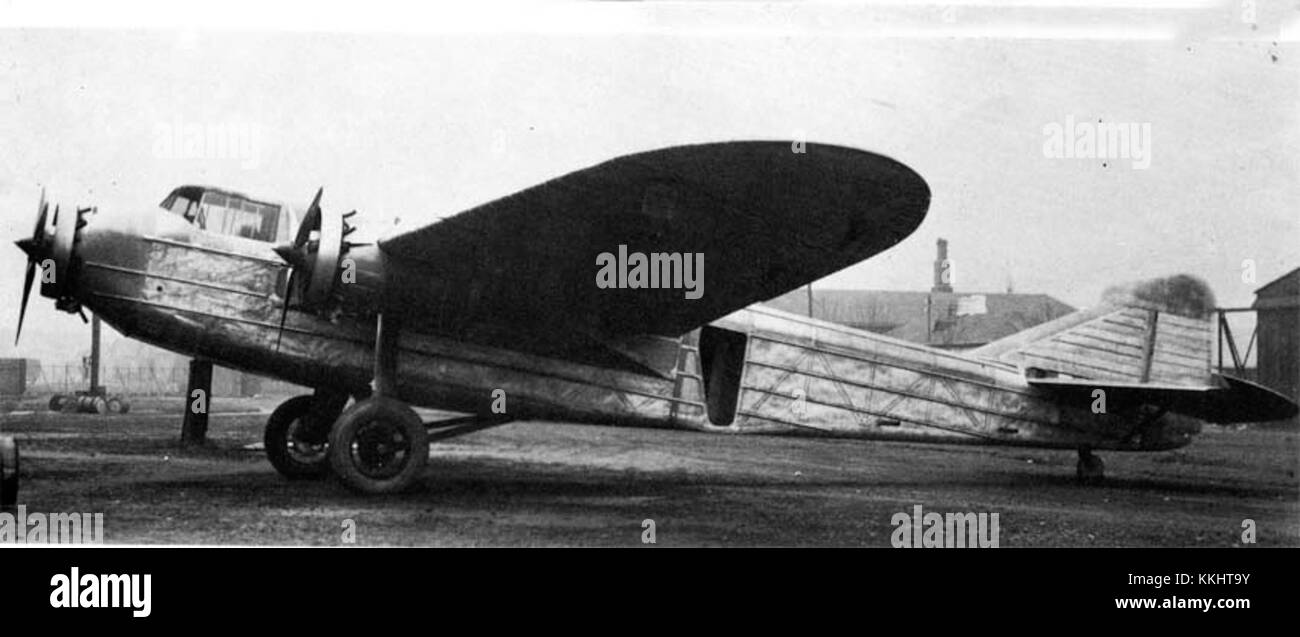 Il prototipo PZL.4 è un aereo polacco sviluppato durante le prime fasi dell'aviazione. Noto per il suo design e sviluppo, rappresenta un passo avanti nella storia dell'aviazione polacca. Foto Stock