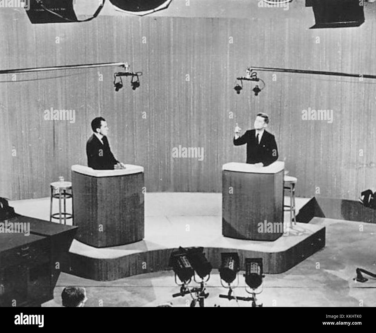 Il dibattito Kennedy-Nixon del 1960, tenutosi a New York, fu un evento significativo nella storia politica americana. Ha segnato il primo dibattito presidenziale televisivo tra John F. Kennedy e Richard Nixon. Foto Stock