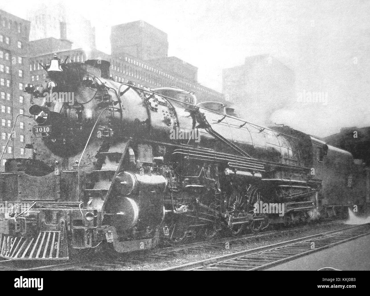 La Chicago and North Western 4-8-4 locomotiva, costruita nel 1934, era un potente motore a vapore utilizzato per i servizi passeggeri e merci. Conosciuta per il suo design robusto e l'efficienza, divenne una parte importante della storia della ferrovia. Foto Stock