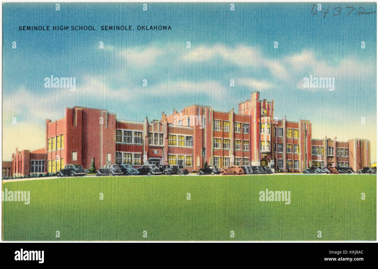 La Seminole High School di Seminole, Oklahoma, serve gli studenti dal 9° al 12°, offrendo un curriculum completo che include materie fondamentali, elettive e attività extracurriculari. La missione della scuola è fornire un'istruzione di qualità e preparare gli studenti al successo post-secondario. Foto Stock