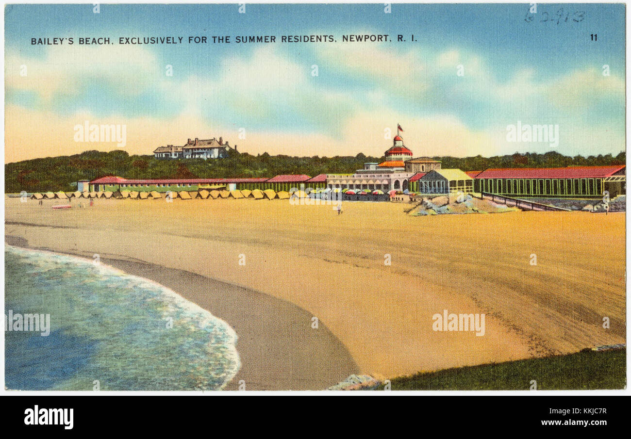 Bailey's Beach a Newport, Rhode Island, è una spiaggia privata riservata esclusivamente ai residenti estivi. Questa posizione pittoresca offre una fuga tranquilla ed è stata per molti anni un rifugio per i ricchi di Newport. Foto Stock