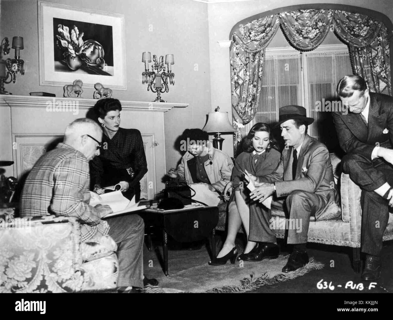 Uno sguardo dietro le quinte sulla realizzazione di *The Big Sleep*, un classico film del 1946, che mostra il processo di produzione del film e le scene iconiche. Foto Stock