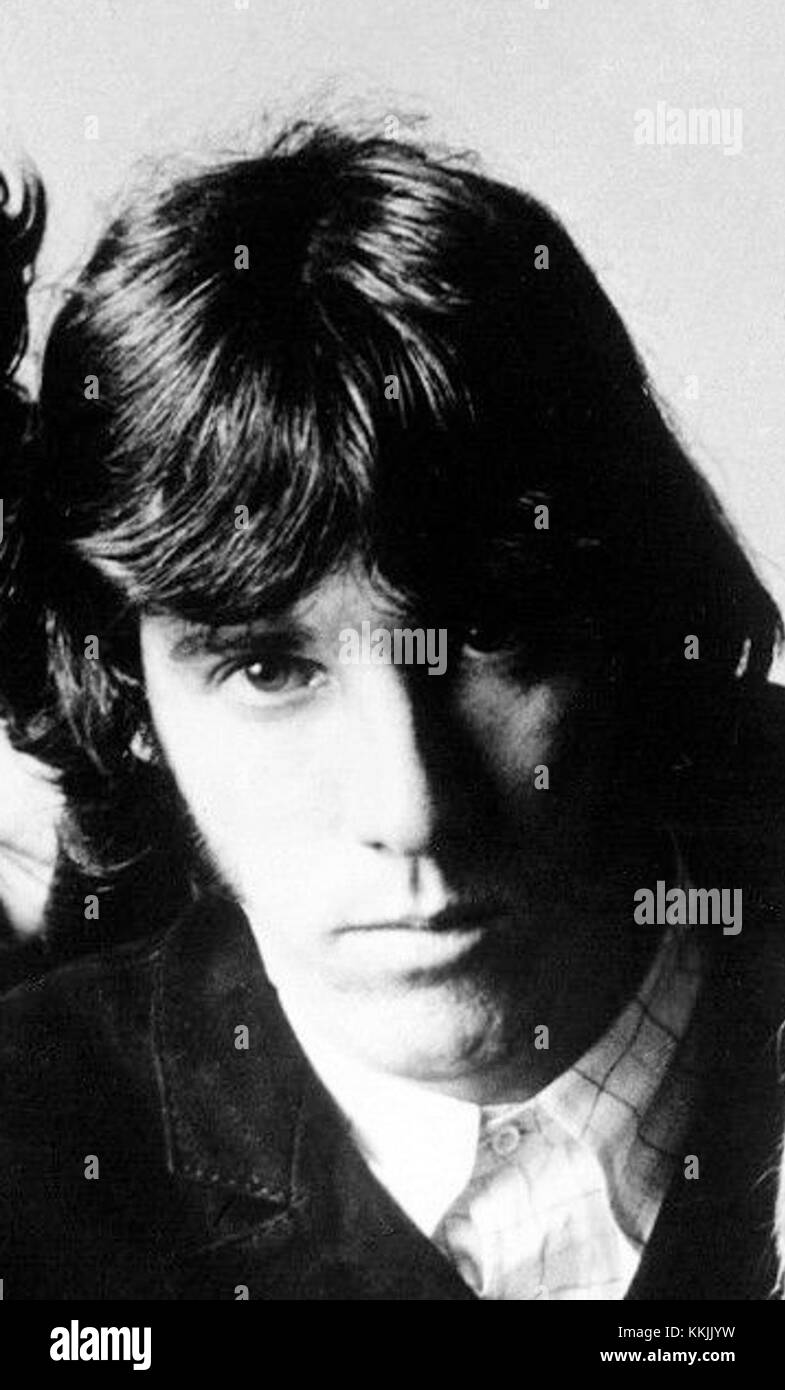 Una fotografia pubblicitaria del 1968 di John Densmore, che cattura la presenza dinamica del batterista durante il suo mandato con i Doors. Foto Stock