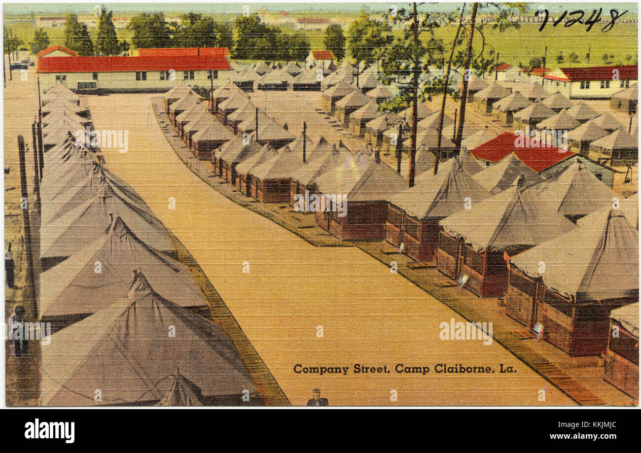 Company Street a Camp Claiborne, Louisiana, un campo di addestramento dell'esercito americano durante la seconda guerra mondiale, utilizzato per l'addestramento della fanteria durante la guerra. Foto Stock