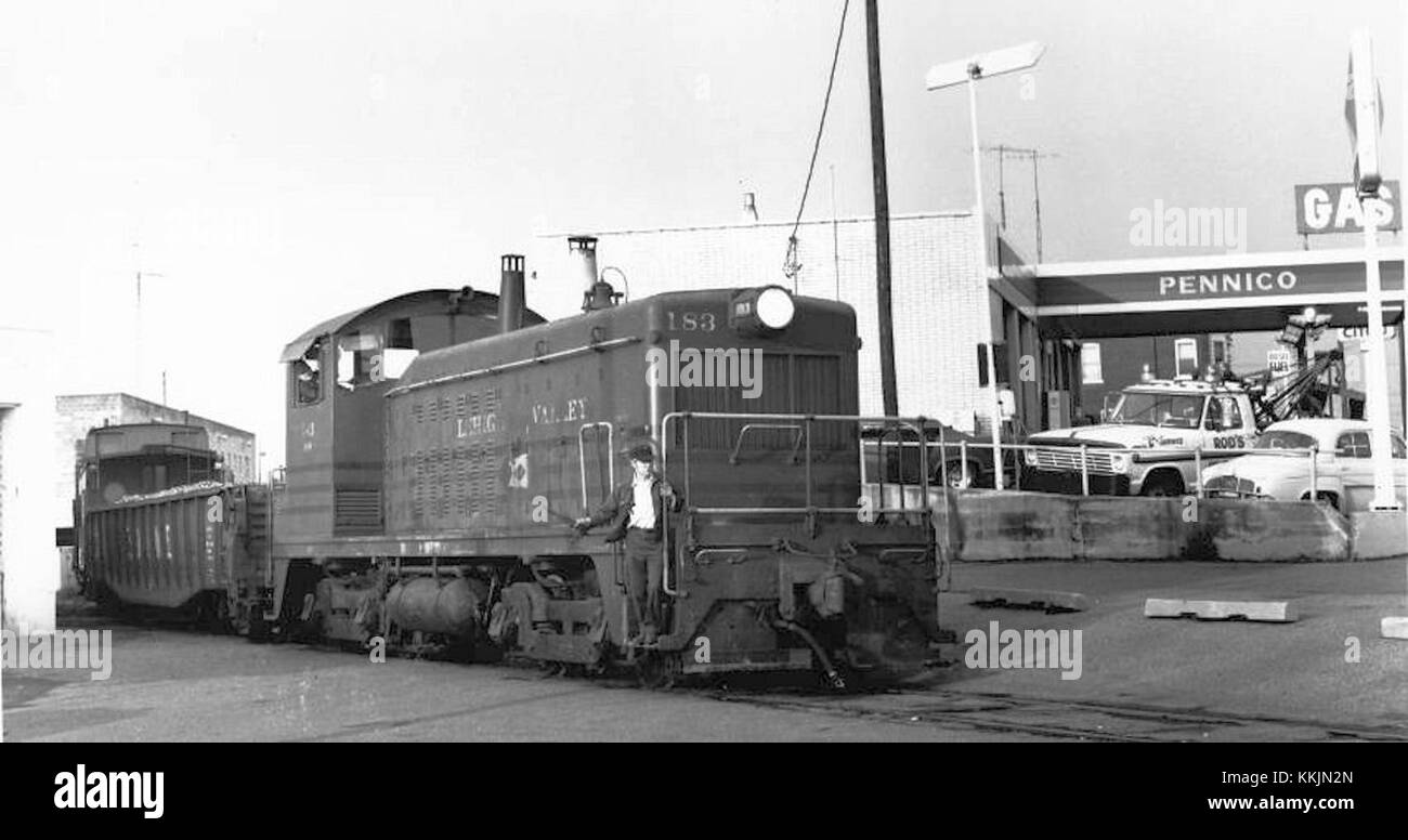 L'incidente del Fright Train del 1972 sull'Allentown LVRR West End Branch Spur coinvolse un treno merci che attraversava Tilghman Street a Seventeenth Street. L'evento segnò un momento chiave nella storia della ferrovia. Foto Stock