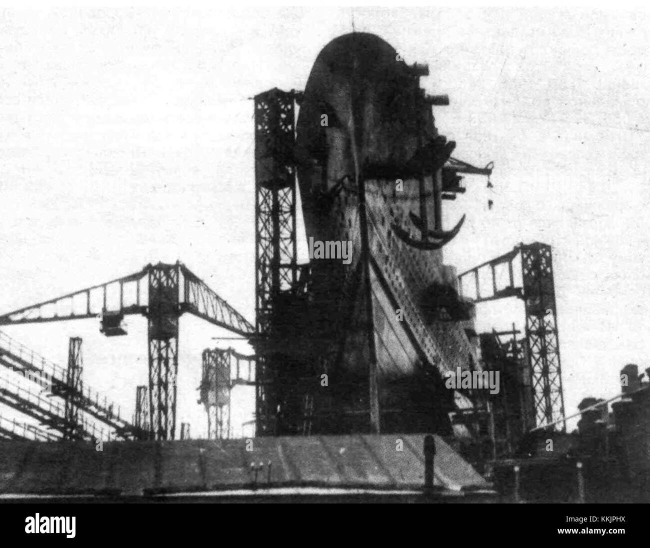 La battaglia di Kinburn del 1915, parte della prima guerra mondiale, ebbe luogo nei pressi del Kinburn Spit. L'evento fu segnato da significativi movimenti militari e dall'importanza strategica nel fronte orientale, coinvolgendo le forze russe e ottomane vicino a San Pietroburgo. Foto Stock