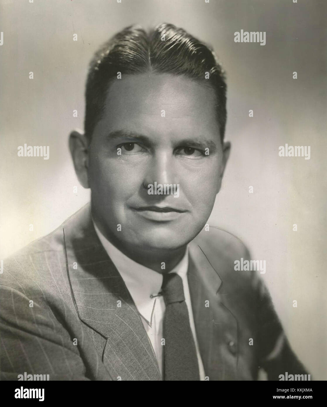 Robert F. Bradford fu governatore del Massachusetts dal 1949 al 1953, noto per la sua leadership politica e i suoi contributi al governo dello stato durante la metà del XX secolo. Foto Stock