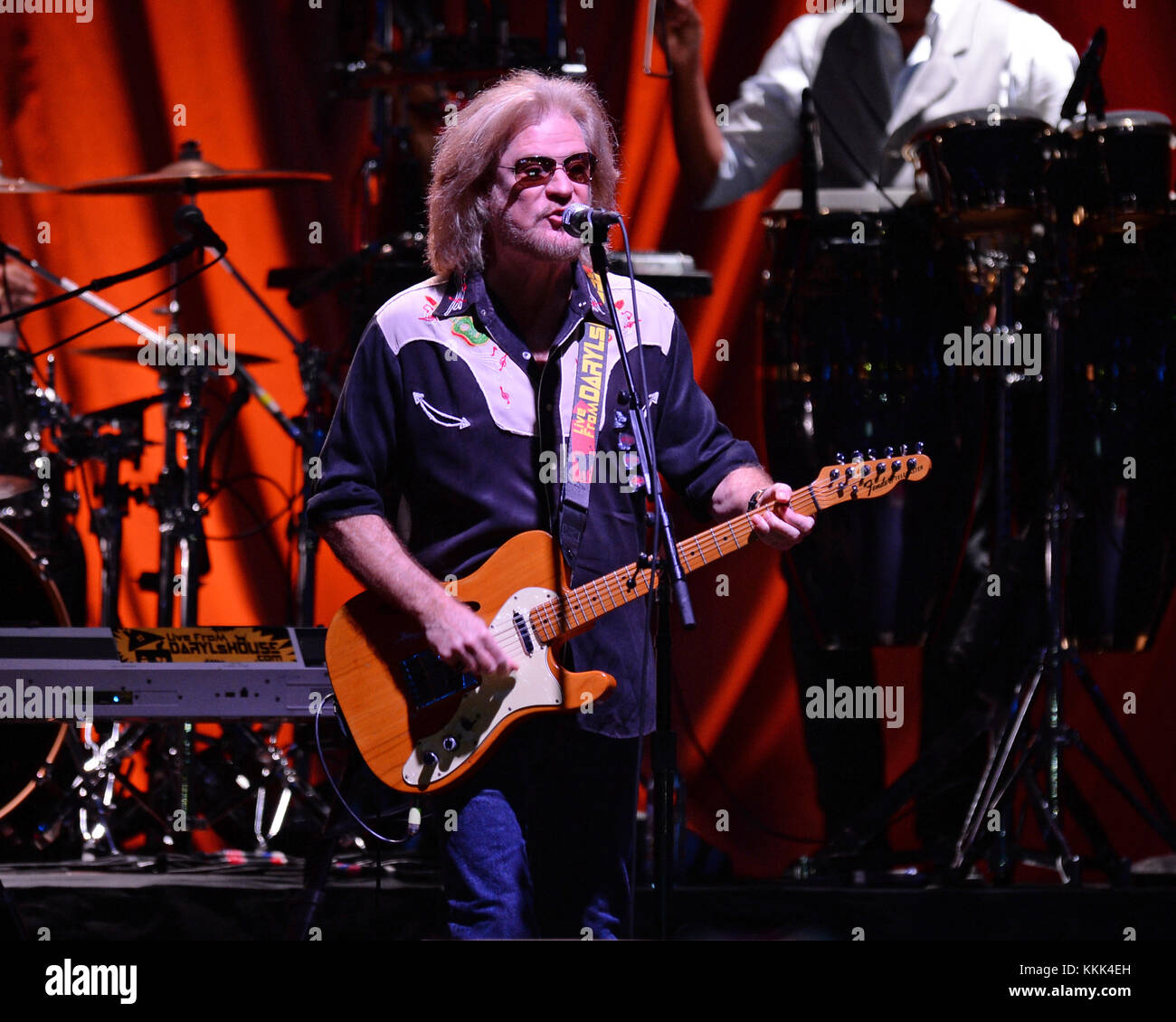 HOLLYWOOD, FL - novembre 28: Daryl Hall e John Oates di Hall & Oates eseguire all'Hard Rock Live presso il Seminole Hard Rock Hotel & Casino on November 28, 2015 in Hollywood Florida. Persone: Daryl Hall Foto Stock