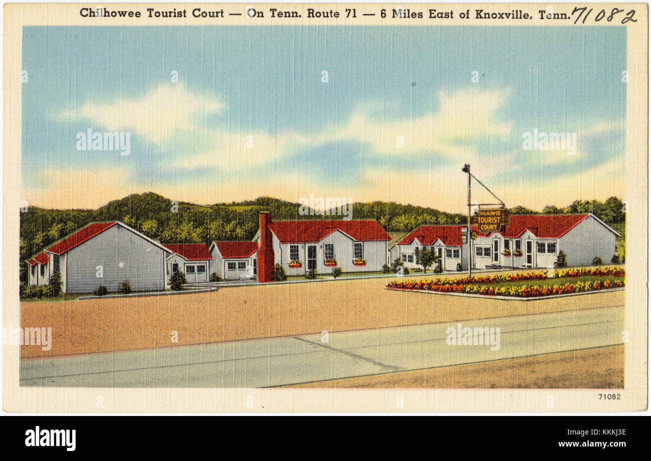 Chilhowee Tourist Court era una struttura ricettiva situata sulla Tennessee Route 71, a circa dieci miglia ad est di Knoxville, Tennessee. Offre sistemazioni per i viaggiatori che attraversano la zona. Foto Stock
