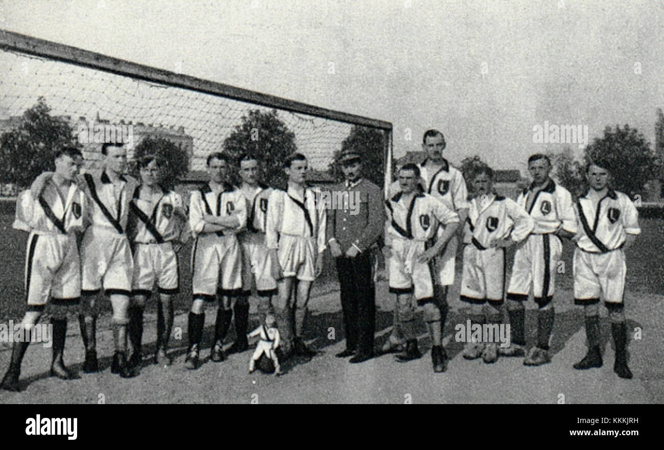 La squadra di calcio "Legia" di Varsavia, fondata nel 1917, è una delle squadre di calcio più famose e storiche della Polonia. Ha svolto un ruolo di primo piano nello sviluppo del calcio polacco. Foto Stock
