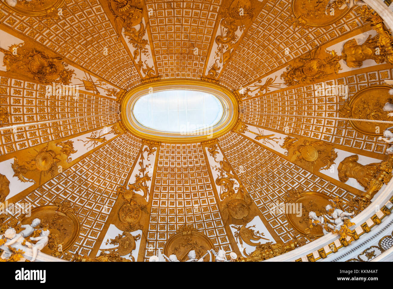 Imponenti soffitti nel palazzo Sanssouci. Potsdam, Germania Foto Stock