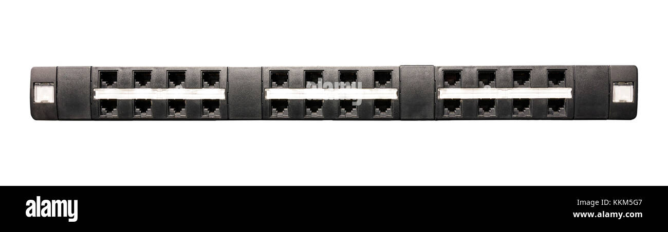 Networking cat5e patch panel con 24 porte da una vista frontale per uso come un armadio di comunicazioni modello isolato su un fondo bianco, modulare Foto Stock Networking cat5e patch panel con 24 porte da una vista frontale per uso come un armadio di comunicazioni modello isolato su un fondo bianco, modulare Foto Stock
