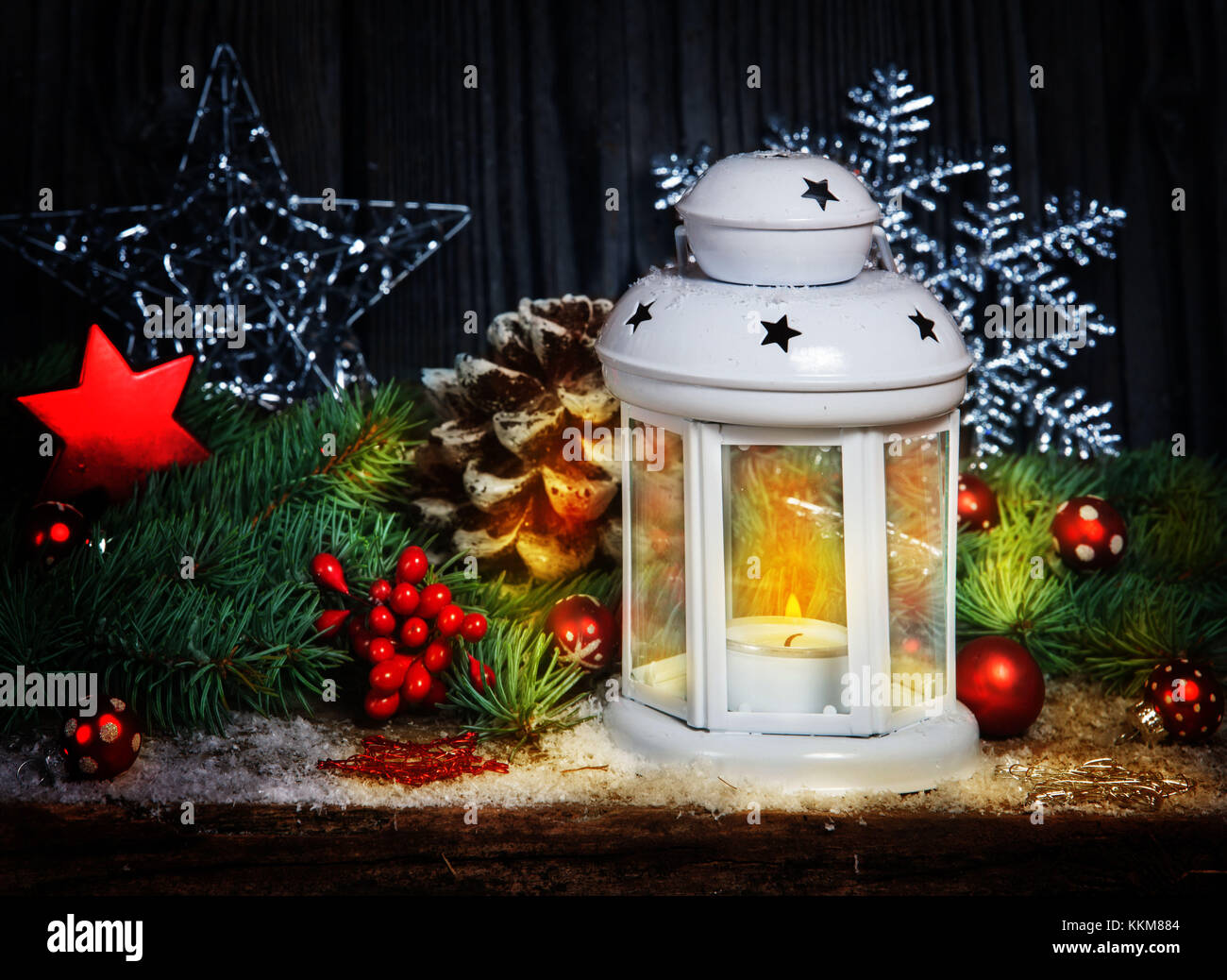 Decorazioni Natalizie Lanterne.Decorazione Di Natale Con La Lanterna Foto Stock Alamy