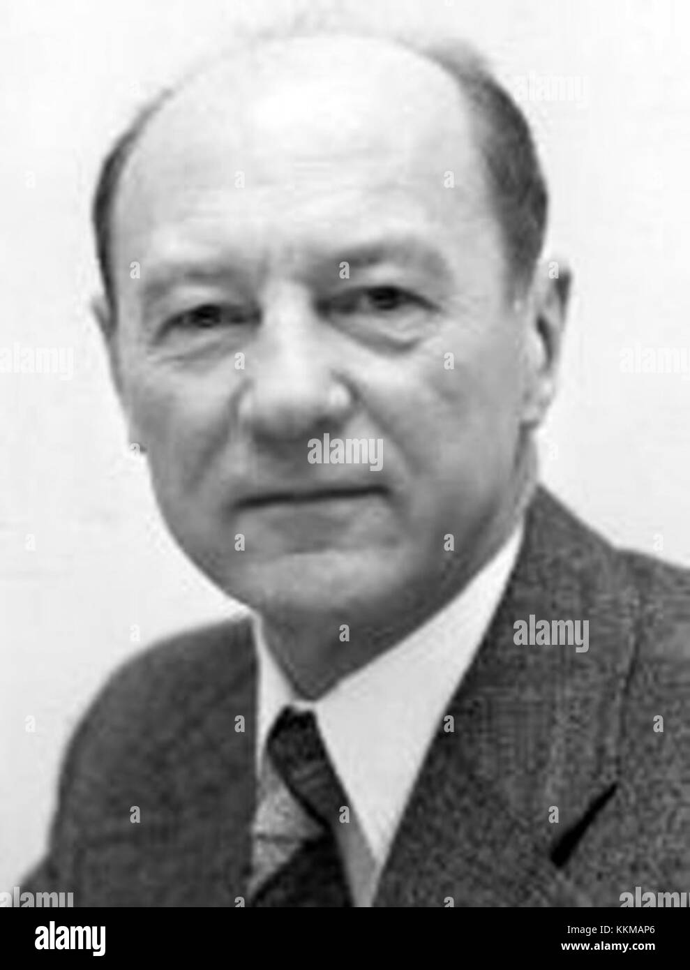 Miroslaw Milewski fu una figura di spicco nella politica polacca, particolarmente noto per il suo ruolo nel Partito Operaio Unito polacco (PZPR). Ha ricoperto una posizione significativa all'interno del partito durante l'era comunista e ha contribuito al panorama politico della Polonia durante il XX secolo. La sua carriera politica riflette la storia della Polonia sotto il dominio comunista. Foto Stock