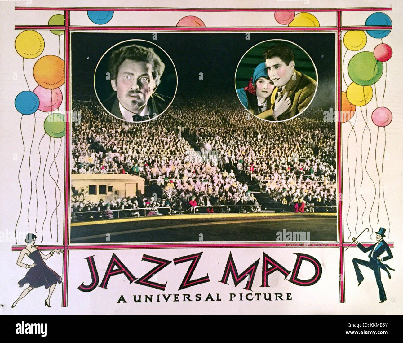 Questa lobby card del film 'Jazz Mad' presenta arte promozionale del film, che mostra la sua vibrante rappresentazione della cultura jazz e la sua influenza sull'industria dell'intrattenimento durante il suo tempo. Foto Stock