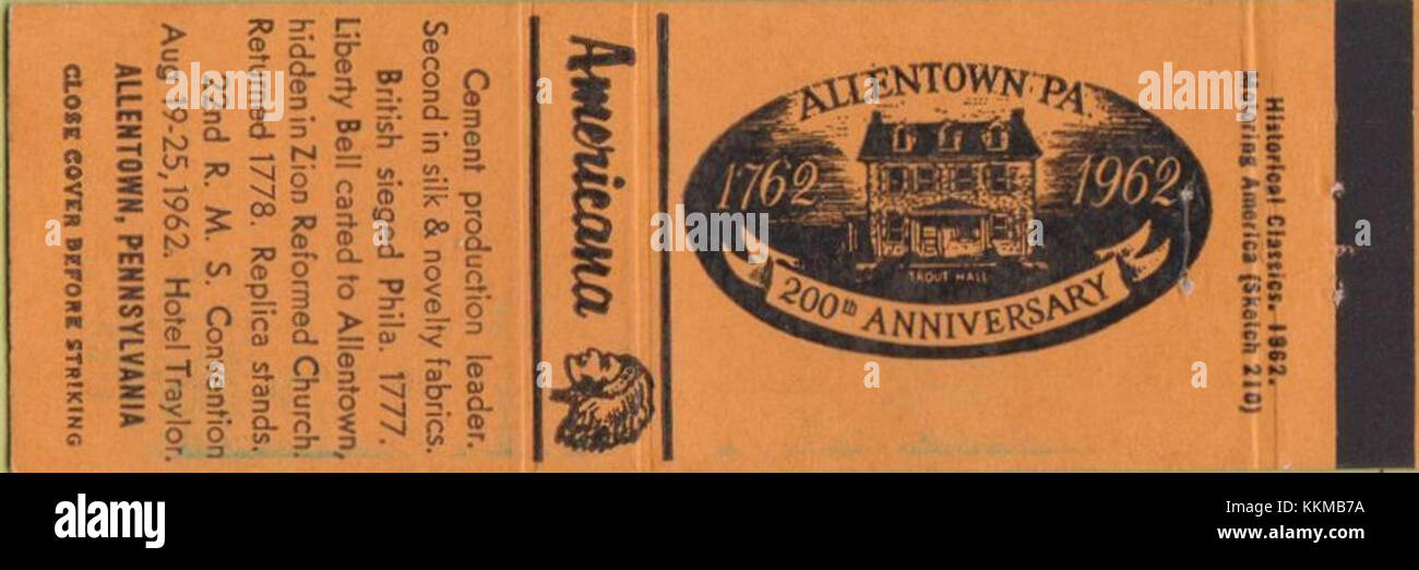 L'Allentown Bicentennial Matchcover 1962 commemora il 200° anniversario di Allentown, Pennsylvania, riflettendo la storia locale e l'orgoglio culturale attraverso il suo design e le immagini simboliche. Foto Stock