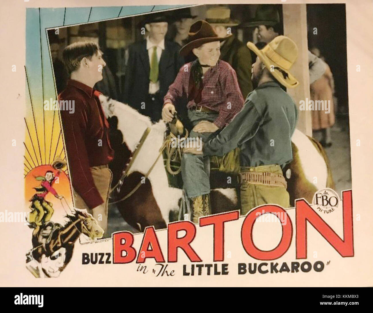 La lobby card *Little Buckaroo* è un'immagine promozionale del film occidentale degli anni '1930. Rappresenta la rappresentazione cinematografica della frontiera americana e della cultura dei cowboy all'inizio di Hollywood. Foto Stock