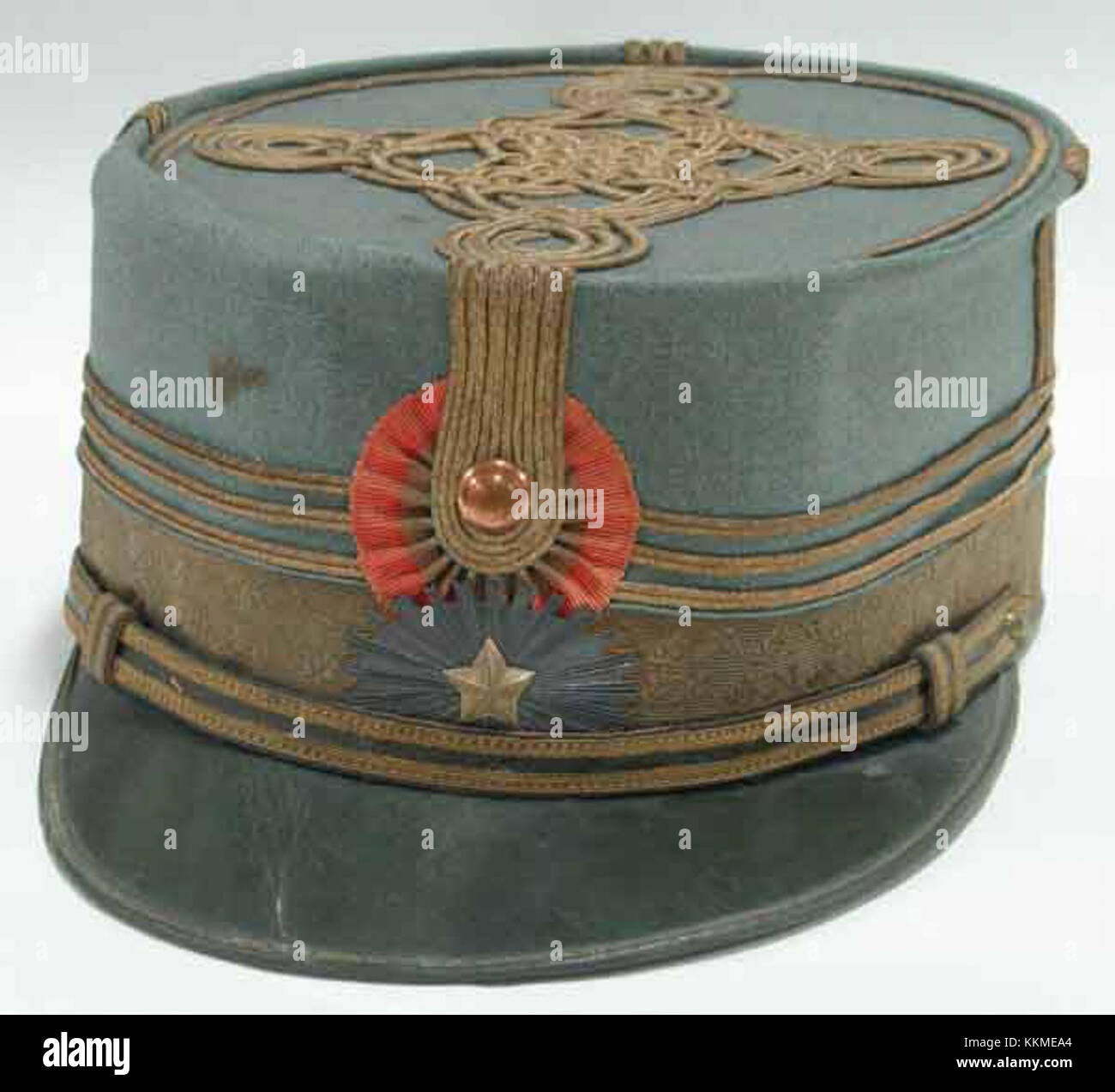 Una fotografia del generale Eremia Grigorescu, un notevole leader militare rumeno. È riconosciuto per il suo ruolo nella prima guerra mondiale e per il suo contributo alla storia militare della Romania. Foto Stock