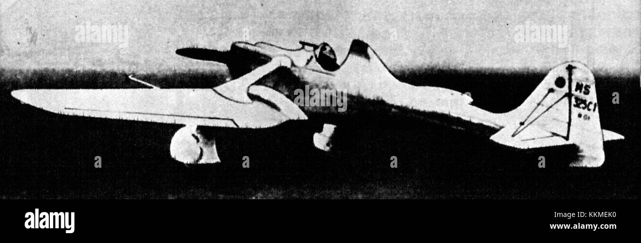 Il Morane-Saulnier M.S.325 era un monoplano monoposto francese sviluppato negli anni '1930 Fu utilizzato principalmente dall'aeronautica militare francese tra la fine degli anni '1930 e l'inizio degli anni '1940 Foto Stock