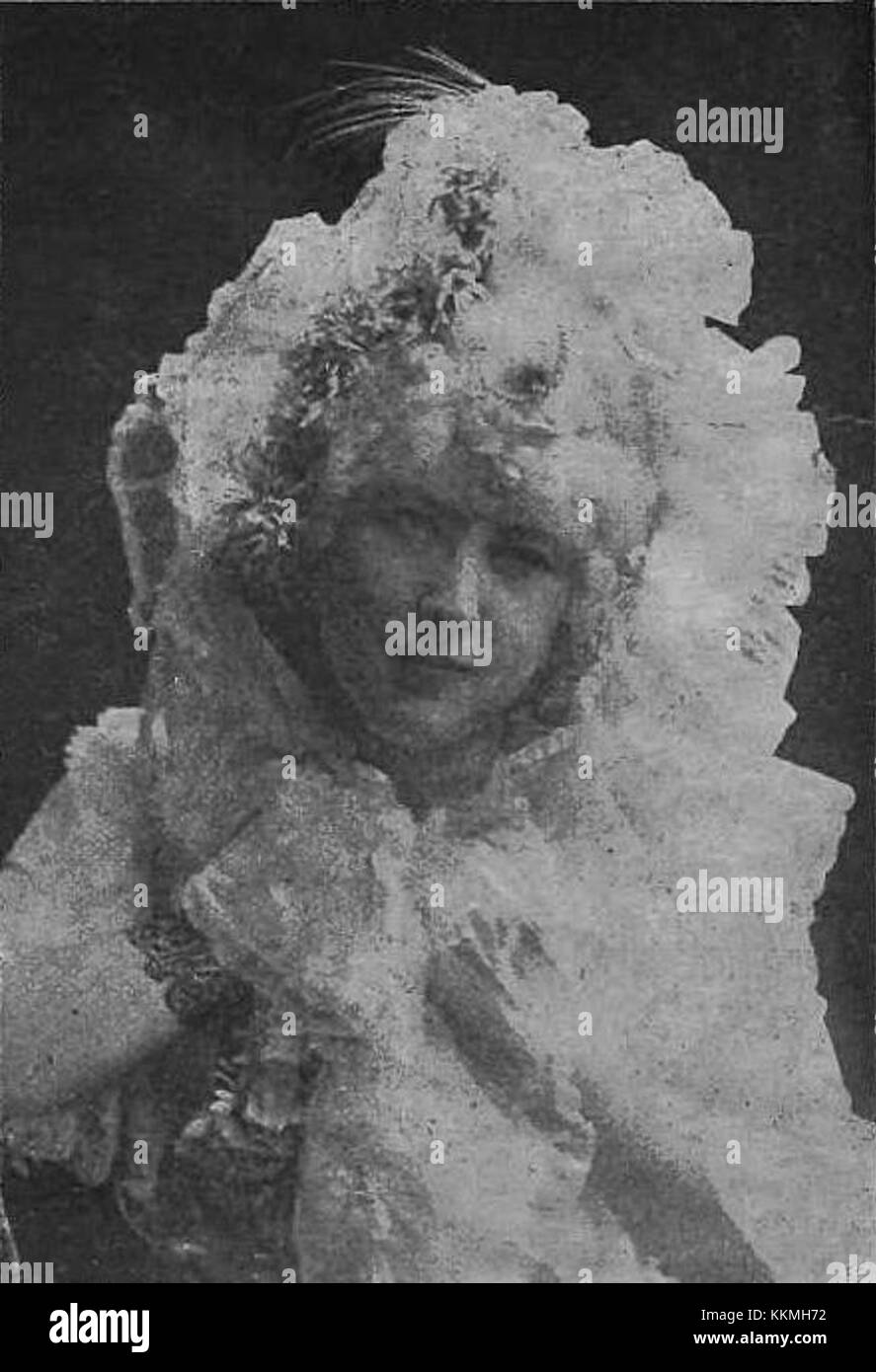 Amalia Poraj-Rotter è stata un'attrice polacca nata nel 1879 e morta nel 1942. Era nota per i suoi contributi al teatro e al cinema polacchi all'inizio del XX secolo. La sua carriera durò diversi decenni, e fu riconosciuta per il suo impatto significativo sulle arti dello spettacolo polacche Foto Stock