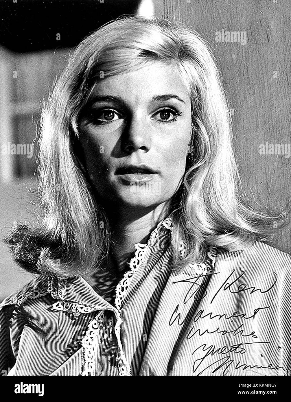 Yvette Mimieux, una nota attrice americana, viene catturata in questa foto della sua carriera di attrice. Ha guadagnato fama per i suoi ruoli in film classici e spettacoli televisivi, diventando una figura di spicco nell'industria dell'intrattenimento. Foto Stock