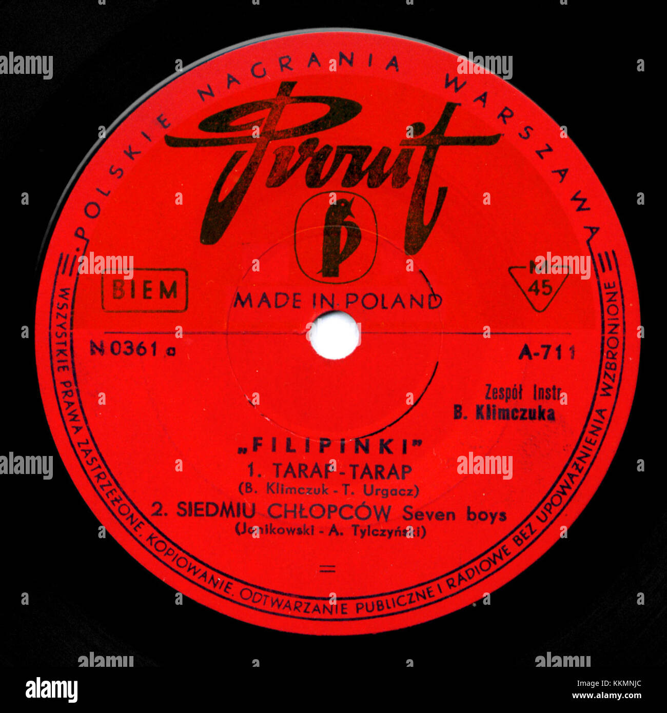 Tarap tarap è un EP (Extended Play) con il numero di catalogo N0361, caratterizzato da un design specifico dell'etichetta e da Una traccia laterale. L'EP è stato probabilmente pubblicato in uno specifico contesto culturale o musicale, mostrando il genere musicale o l'artista. Foto Stock