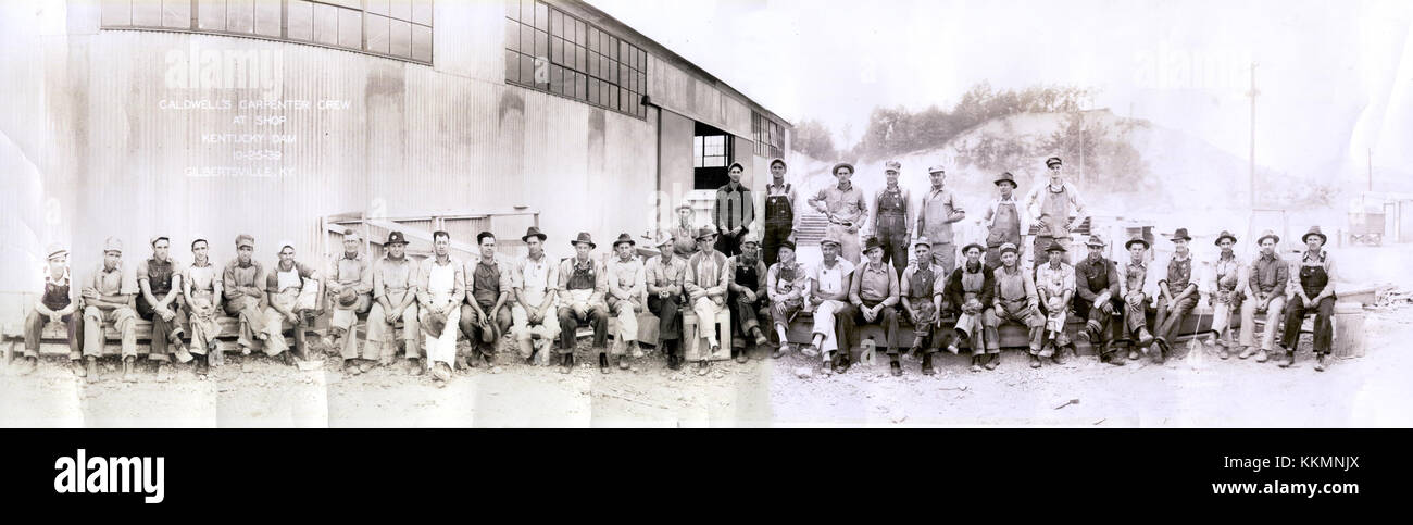 L'equipaggio del Carpenter di Caldwell ha lavorato in un negozio, dimostrando l'abilità artigianale e le operazioni quotidiane coinvolte nel settore delle costruzioni durante il loro tempo. Foto Stock