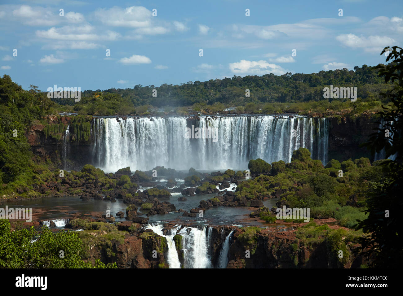 Salto Rivadavia e Salto Tres Musqueteros, Cascate di Iguazu, Argentina, visto dal lato del Brasile, Sud America Foto Stock