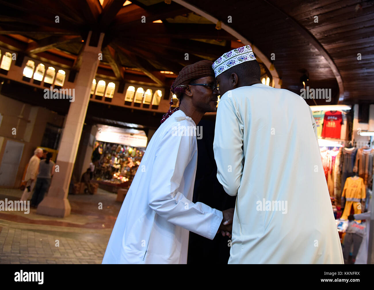 Oman muscat mutrah souk tradizionali Omani sotto forma di messaggio di saluto Foto Stock