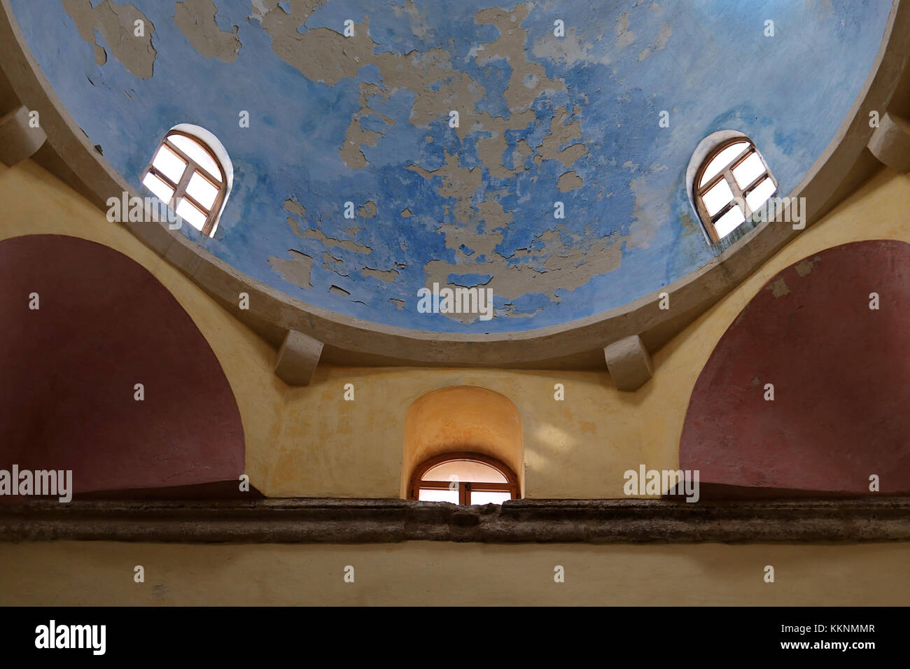 Un hammam turco soffitto a Tripoli, in Libano. Foto Stock