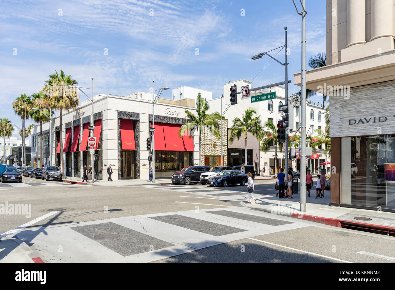 Lo shopping di lusso intorno al Rodeo Drive, Beverly Hills, Los Angeles, California, Stati Uniti d'America Foto Stock