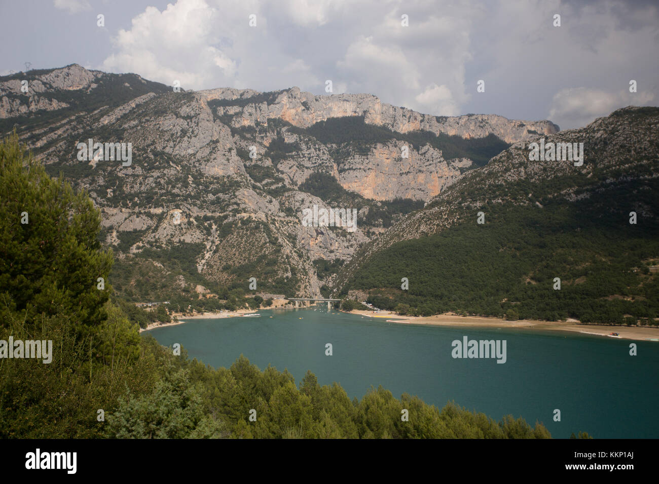 Vista del Lac de Sainte-Croix, Gorge du Verdon, Francia Foto Stock