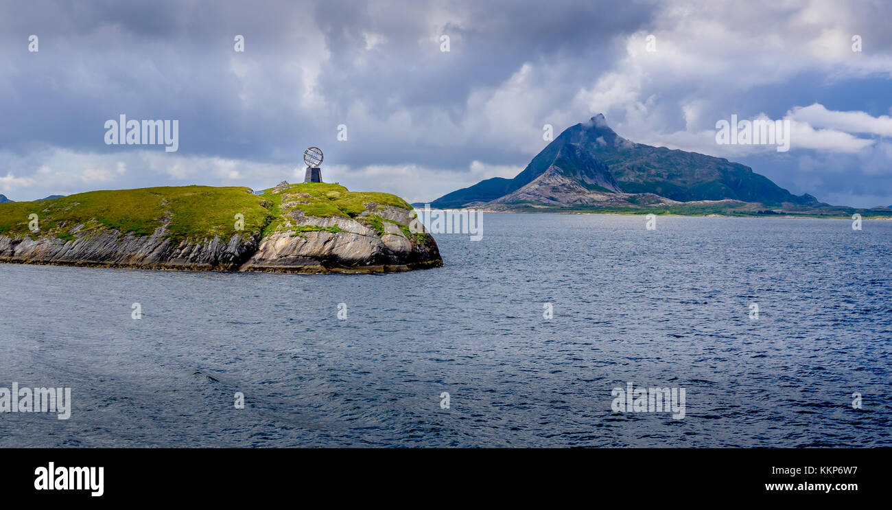 Circolo polare artico marker - Norvegia occidentale Foto Stock