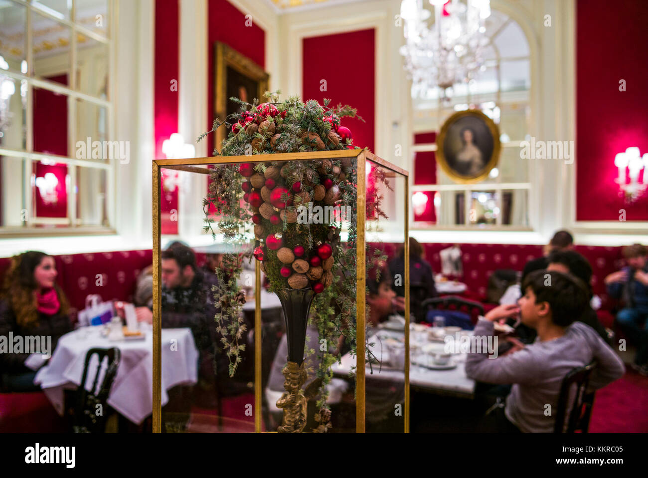 Austria, Vienna, Café Sacher, interno Foto Stock