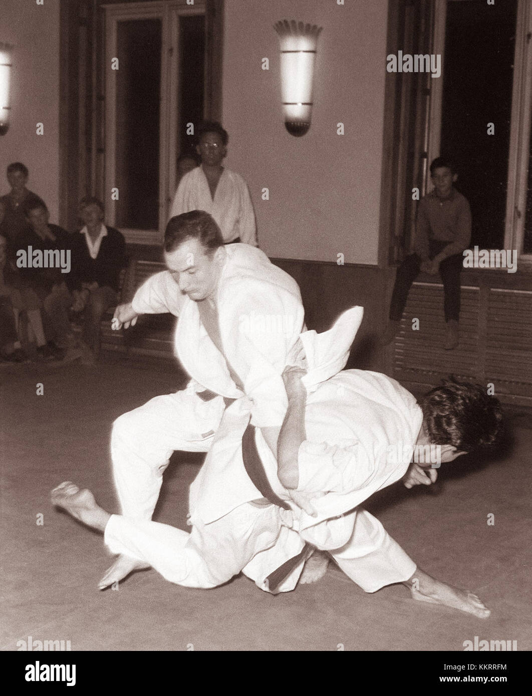 Il Maribor International Judo Tournament del 1962 è stato un evento chiave nella storia del judo in Europa, attirando i migliori atleti e sottolineando la crescente popolarità di questo sport. Foto Stock
