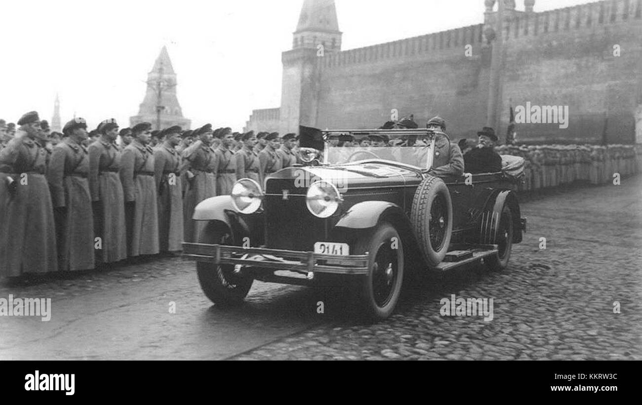 Isotta Fraschini in Piazza Rossa Foto Stock