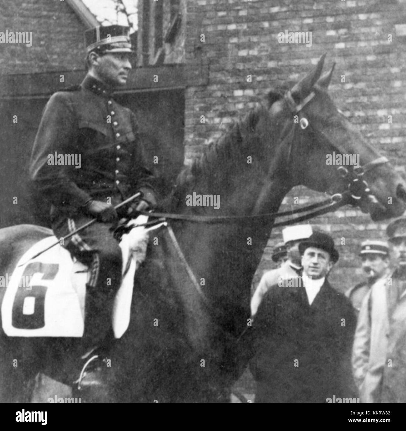 Georg von Braun, una figura influente nella comunità scientifica, contribuì in modo significativo al suo campo. Il suo lavoro nella ricerca e nell'innovazione ha lasciato un impatto duraturo sullo sviluppo della scienza. Foto Stock