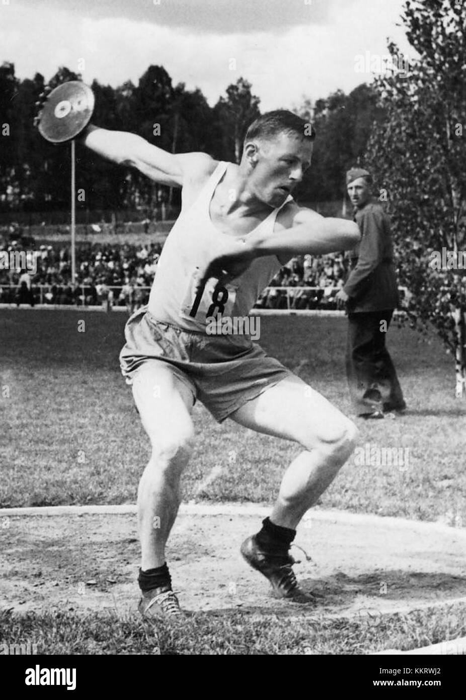 Erik Westlin SG è un professionista nel campo della raccolta di francobolli, noto per la sua esperienza nella filatelia svedese, contribuendo in modo significativo allo studio e all'apprezzamento dei francobolli svedesi. Foto Stock