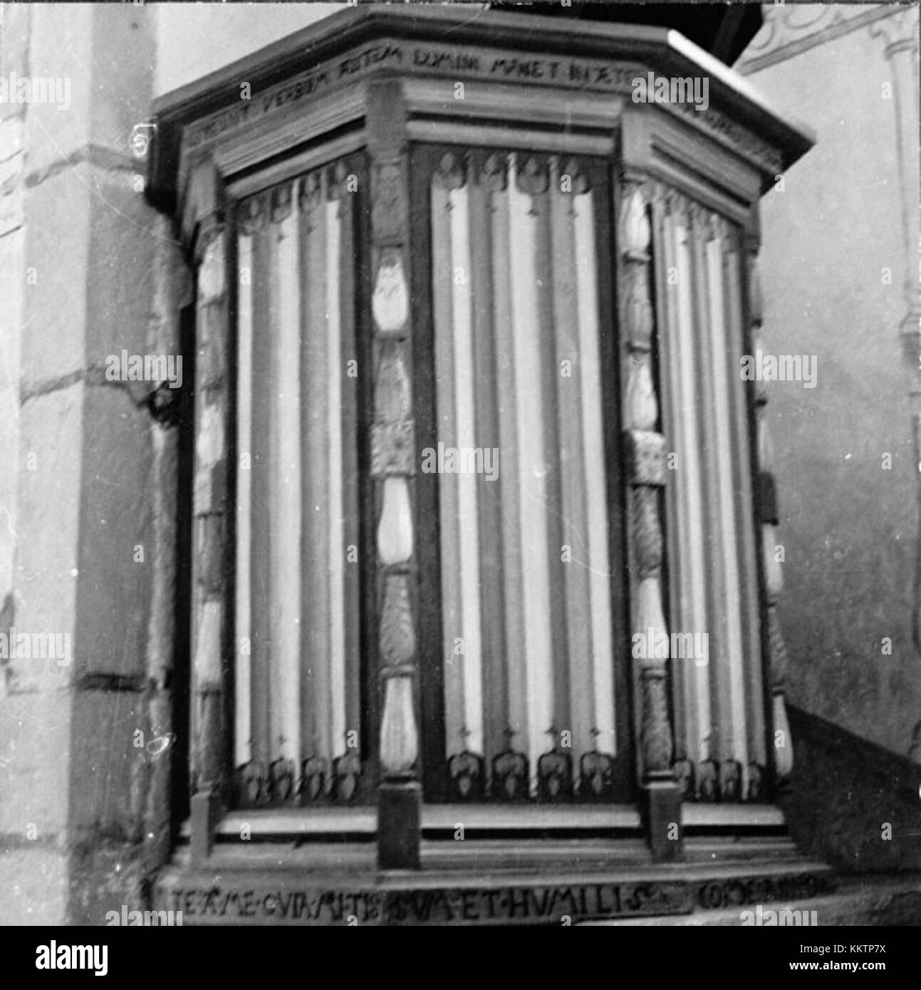 La Chiesa di Fide in Svezia è un importante sito storico e architettonico, conservato come parte del patrimonio culturale del countryÂ. Il design della chiesa riflette la tradizionale architettura scandinava. Foto Stock