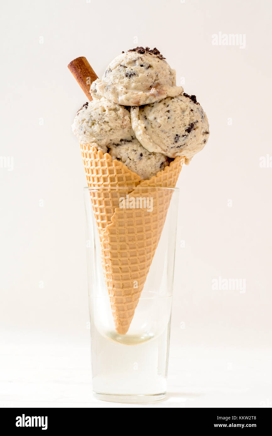 Stracciatella di gelati in cono,fuoco selettivo Foto Stock