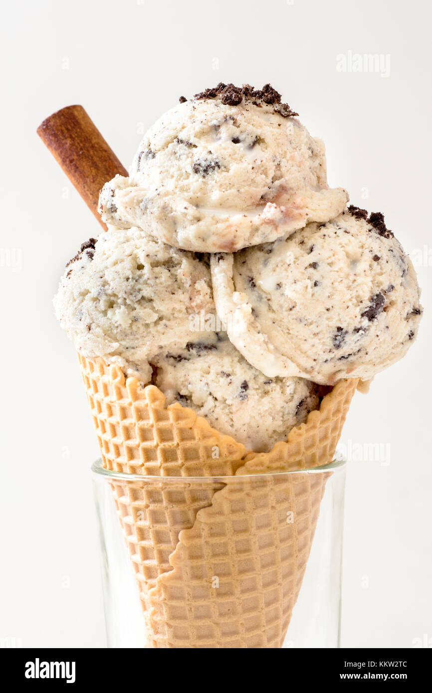 Stracciatella di gelati in cono,fuoco selettivo Foto Stock