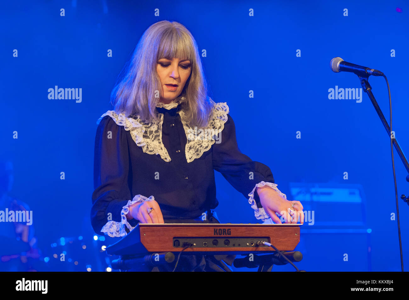 Bognor Regis, Regno Unito. 1 dicembre, 2017. marnie play sogni elettrico festival. Credito: ken harrison/alamy live news Foto Stock