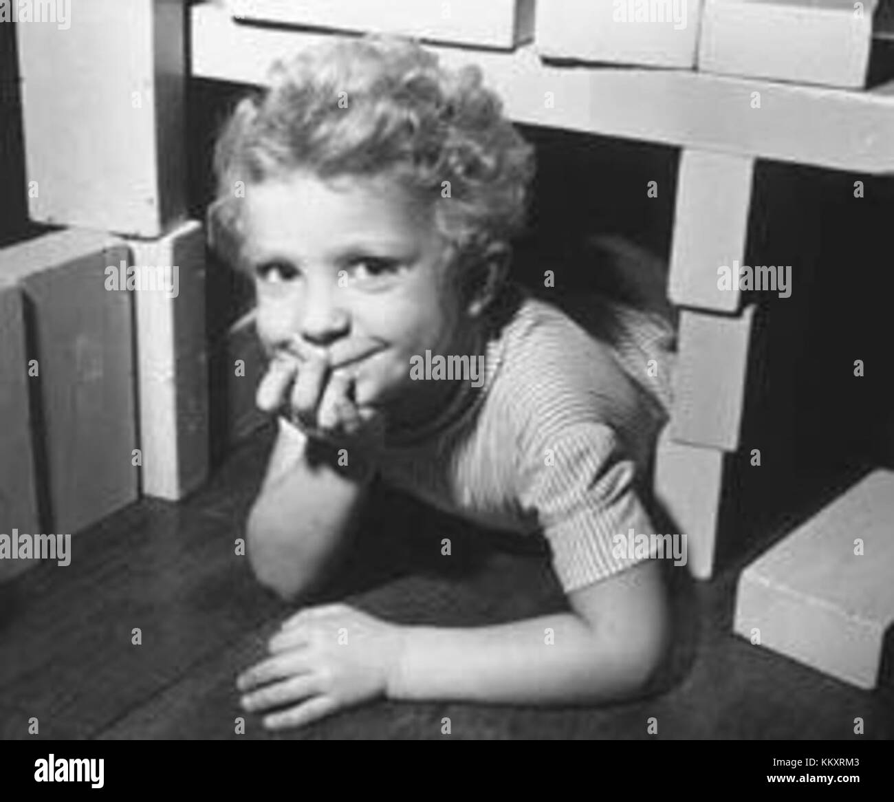 Carlo XVI Gustavo, il re di Svezia, è raffigurato intorno al 1950, prima del suo regno. Questa immagine storica cattura il futuro monarca nei suoi primi anni, fornendo una visione del suo passato e dei suoi primi anni di vita. Foto Stock
