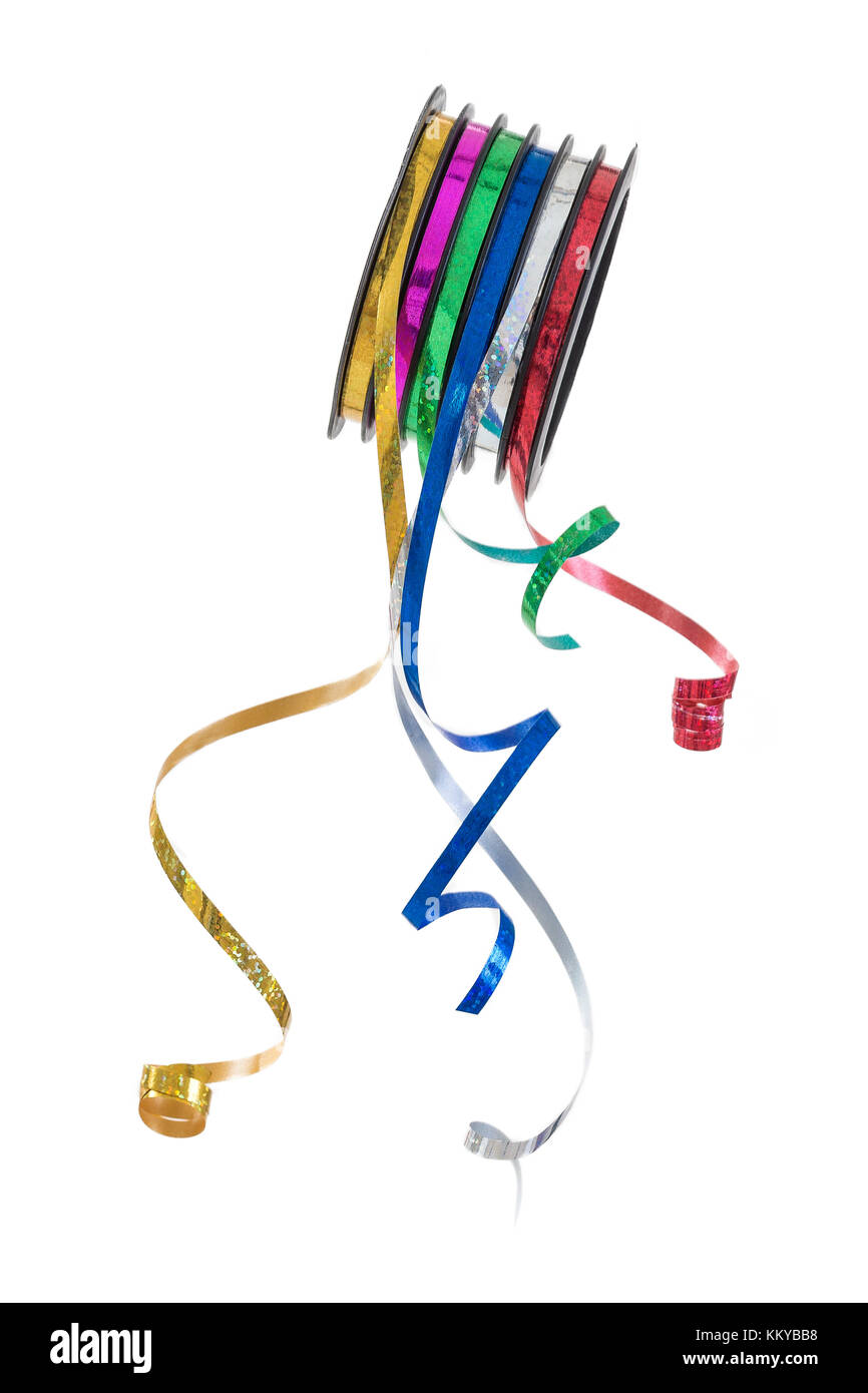 Rotolo multicolore di parentesi nastri su un bianco sfondi close-up Foto Stock