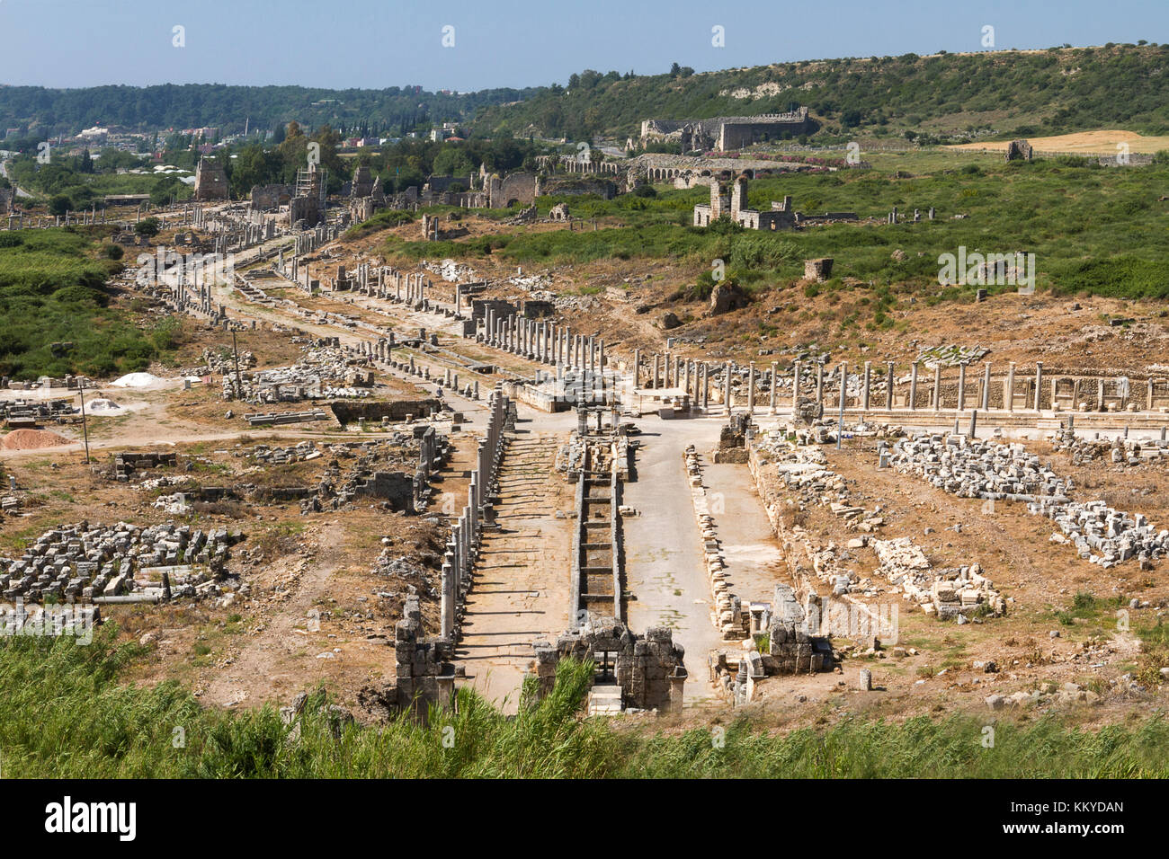 Vista aerea su rovine romane di Perge, Antalya, Turchia. Foto Stock