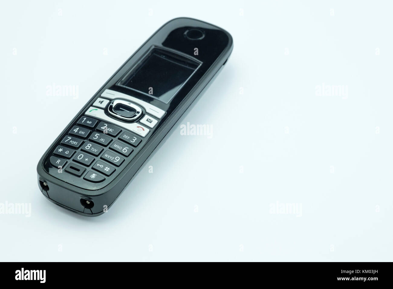 Cordless wireless - il ricevitore del telefono su uno sfondo bianco - concetto di comunicazione Foto Stock