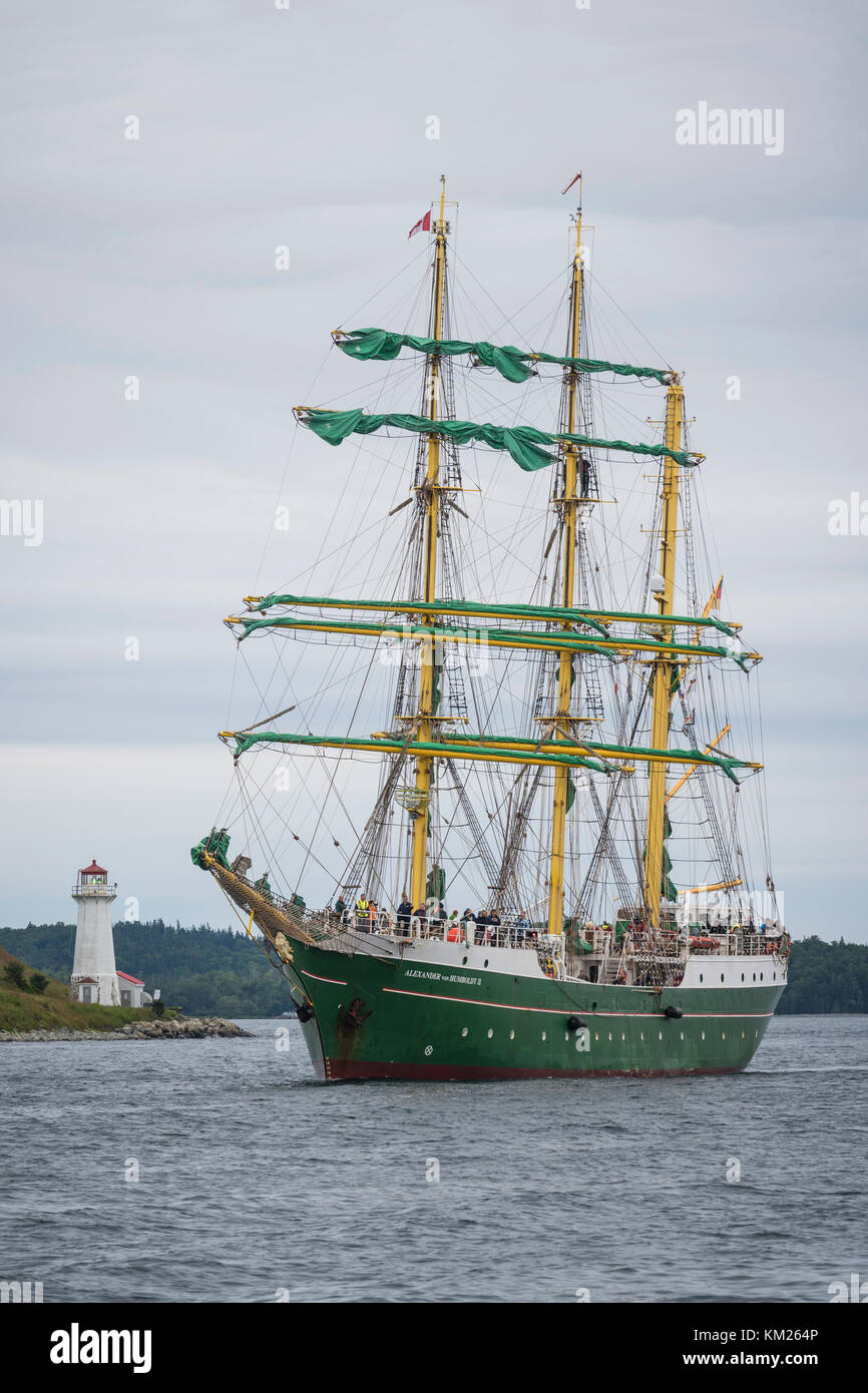 Barque Alexander von Humboldt 2 entra nel porto di Halifax. Foto Stock