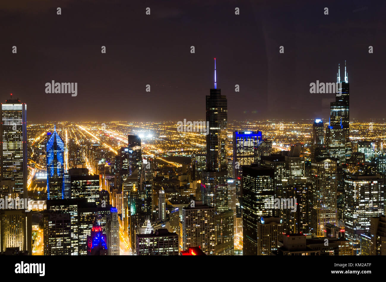 Sullo skyline di chicago di notte Foto Stock