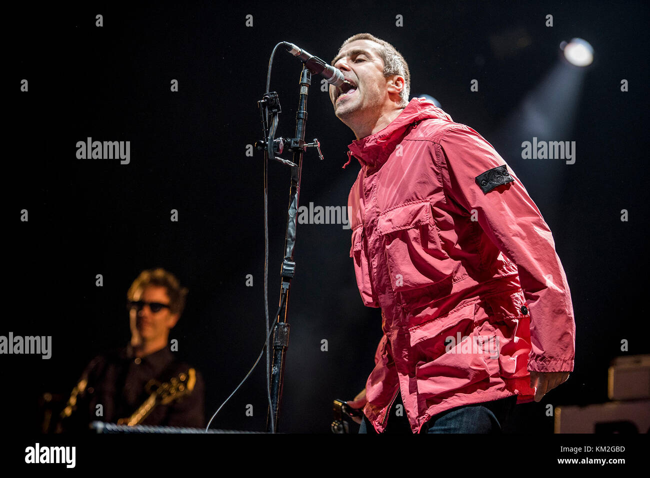 Leeds, Regno Unito. 3 dicembre, 2017. Liam Gallagher suona presso la prima diretta arena, Leeds Regno Unito sulla serata di apertura del suo uk arena tour, Leeds 03/12/2017 credit: gary mather/alamy live news Foto Stock