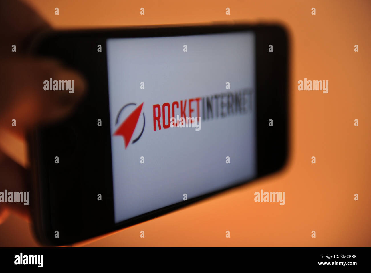 Razzo logo internet su un telefono internet a razzo è una joint venture captital azienda con sede a Berlino, Germania Foto Stock